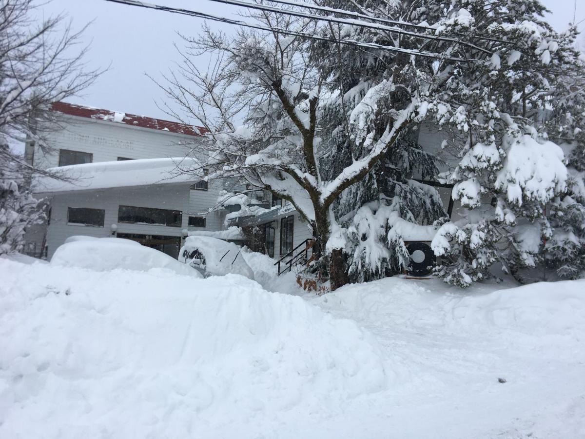 Ha-Mon Slope Side Hotel And Private Chalet Otari Exterior photo